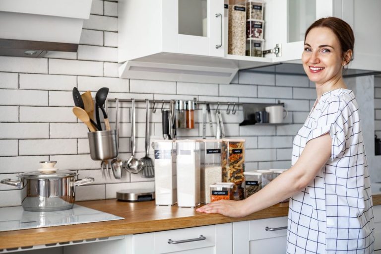 Budget-Friendly Tips to Organize Your Kitchen Smartly