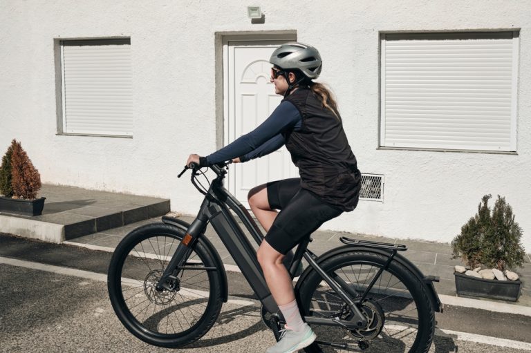 Electric Bikes Can Save Time and Money When Traveling Locally
